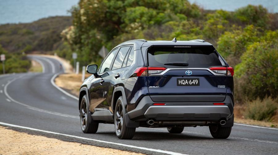  Toyota RAV4 Hybrid Cruiser 2019 года  (AU) (фото 17 из 21)